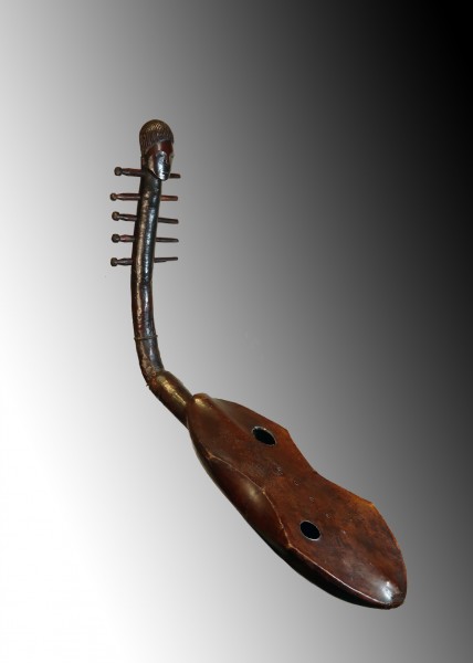 Harpe Zande - Région de l'Uele